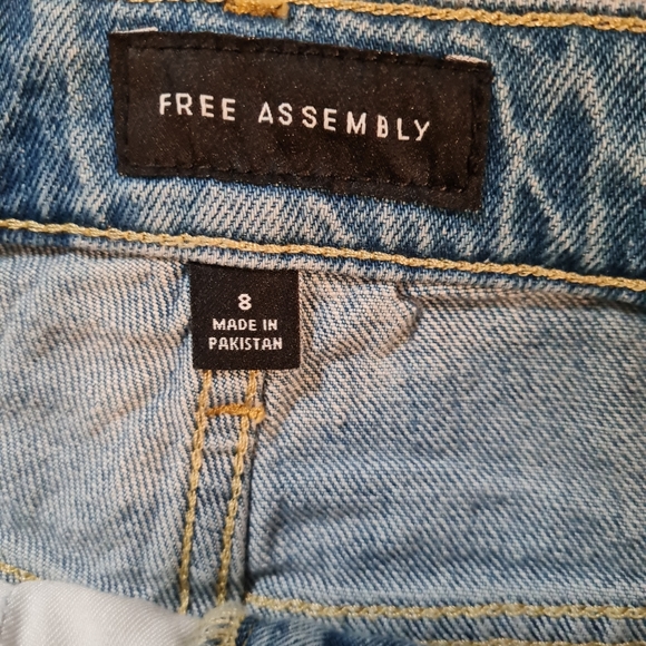 Free Assembly The Super High Rise Straight, Jeans Sz 8 - Picture 7 of 8